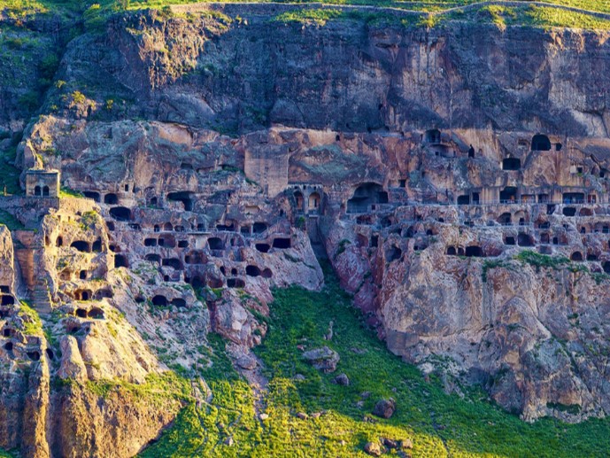 Vardzia-Tour-Cover-3